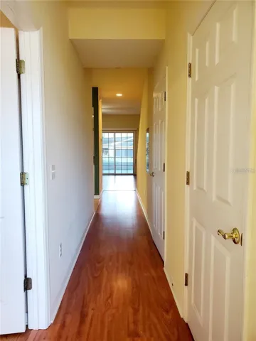 Front entry hallway