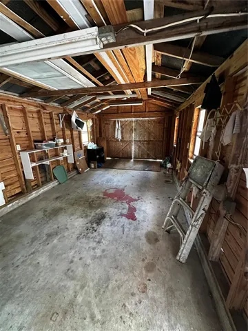 garage