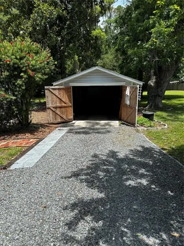 garage