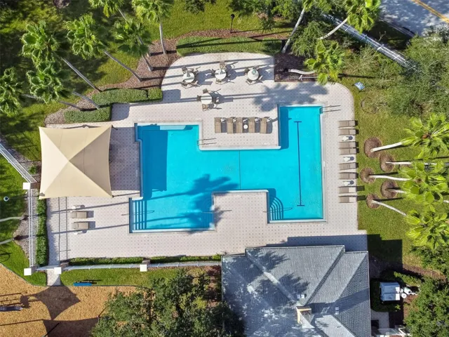 Community pool