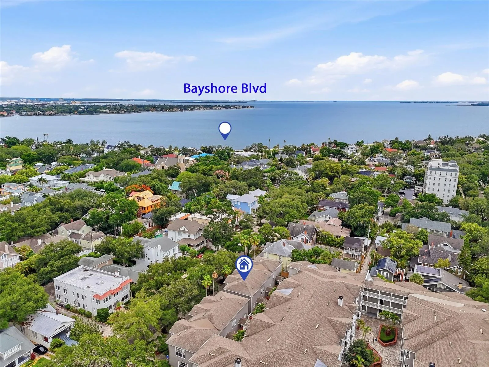 2 blocks to iconic Bayshore Blvd