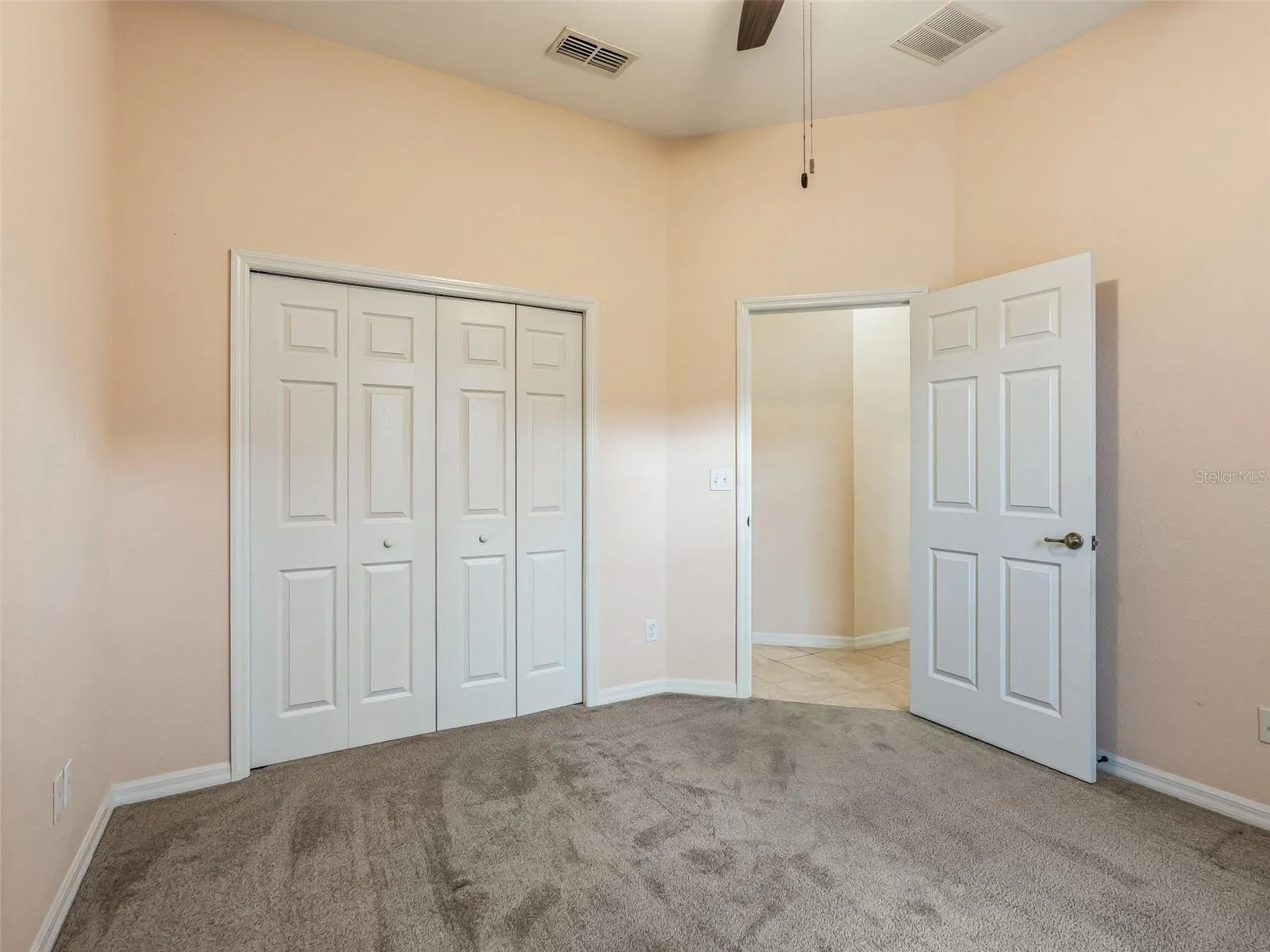 Bedroom 2 w/Double closet