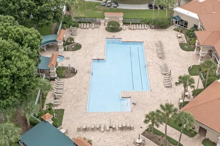 Community pool