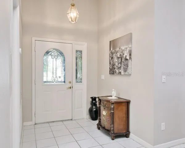 Entry way