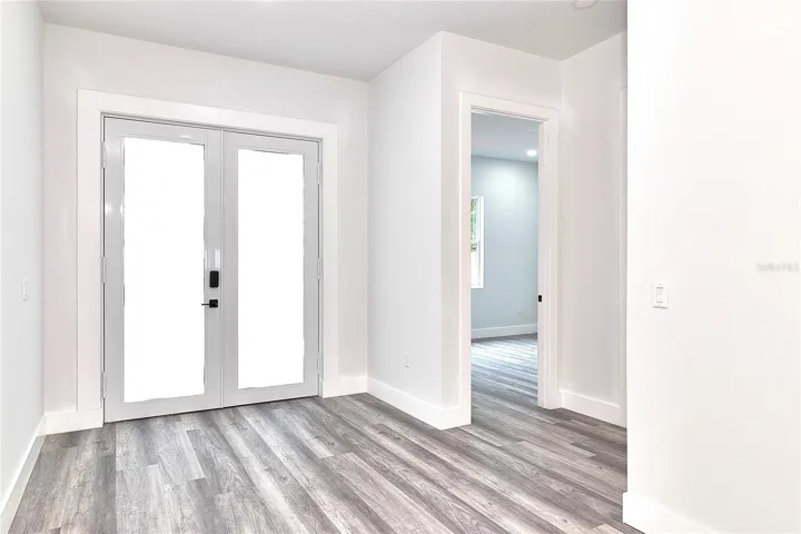 Double Door Entry &amp; Foyer