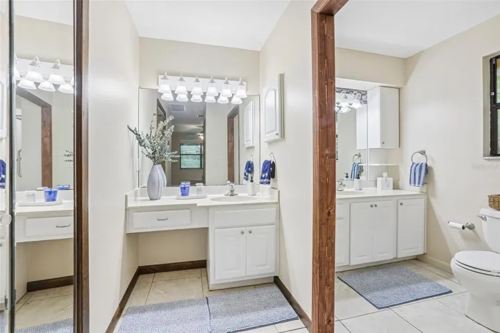 Primary Bath / Two Vanities