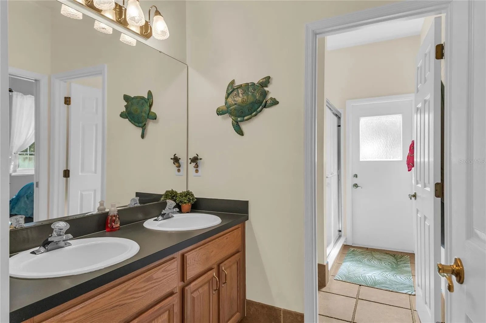 Guest Bath 2