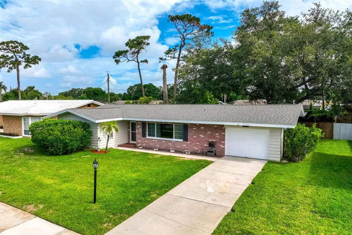1636 Leisure Lane