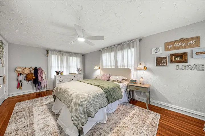 Guest bedroom 2