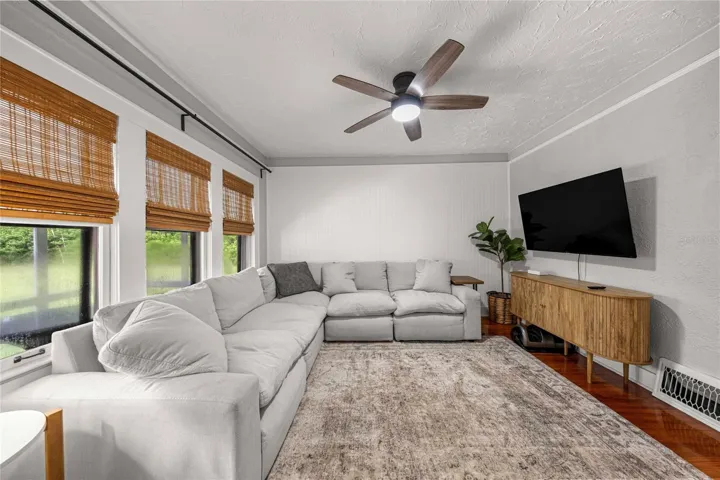 Bonus room