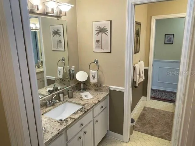 Hall Bath other view