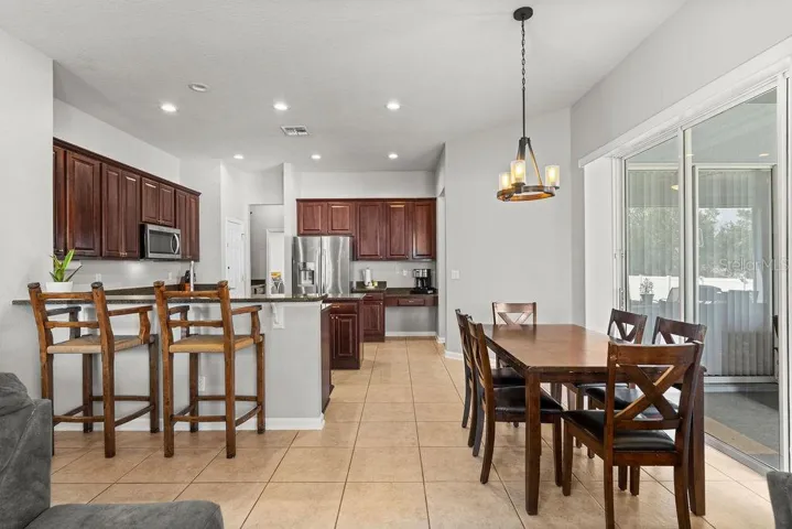 Kitchen/Eating Nook