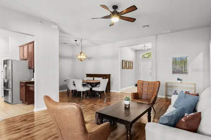 Living Room/Dining Room