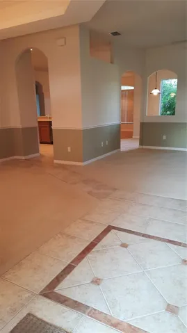 Entry foyer & entrance to living room
