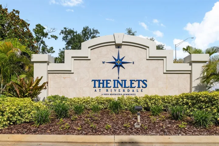 Front entrance to The Inlets at Riverdale leading to Harbour Walk