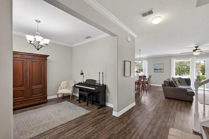 LIVING/DINING/OFFICE