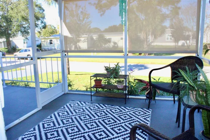 Peaceful Screened Lanai