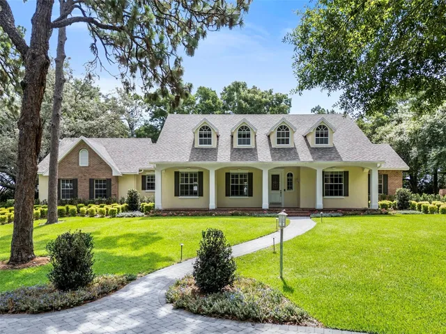 Welcome to this beautiful estate in Ravensbrook!