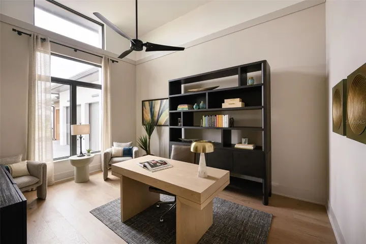 Office (photo from Lago model)