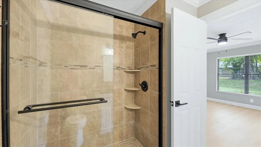 Primary En Suite with shower