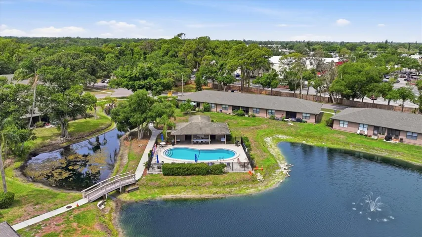 Central ponds & Community Pool