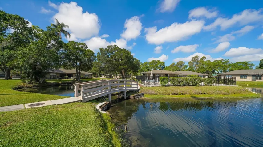 Central ponds & Community Pool