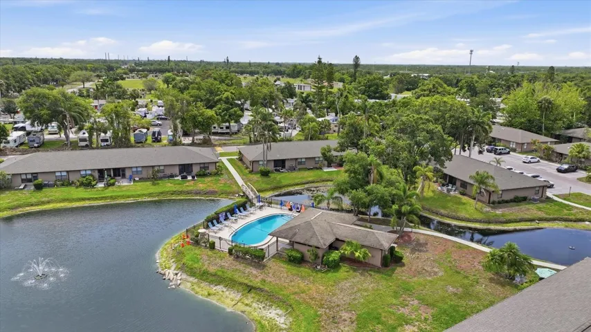 Central ponds & Community Pool