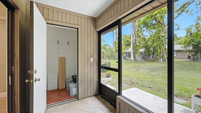 Rear Lanai & storage closet