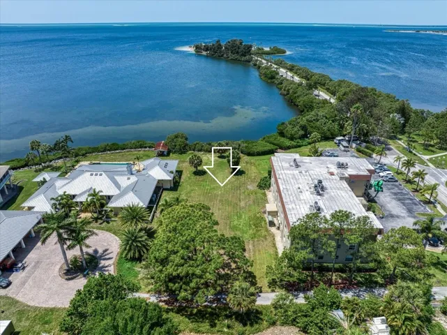 1725 Gulf site view West