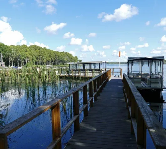 Community Pontoon Boats