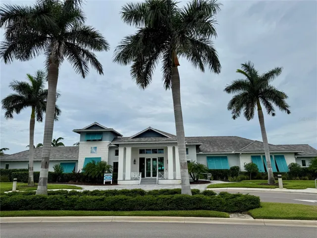 Grand Park clubhouse