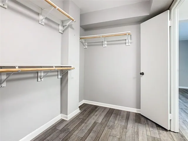 Walk in closet