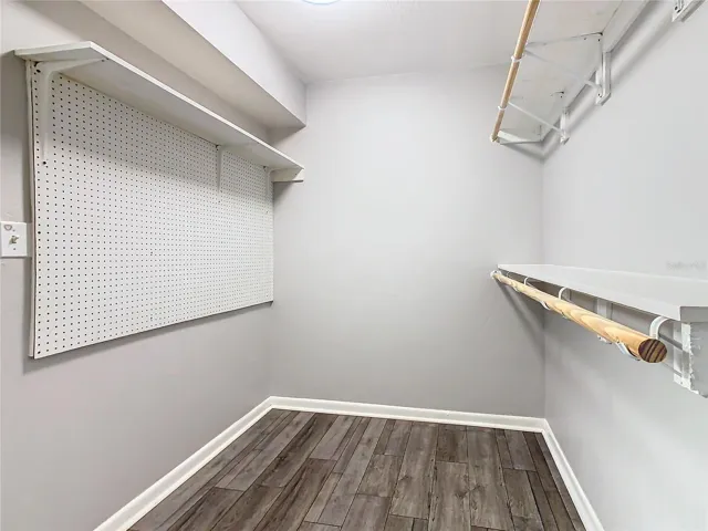 Walk in closet