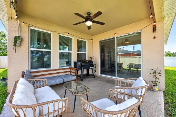 Covered Lanai.