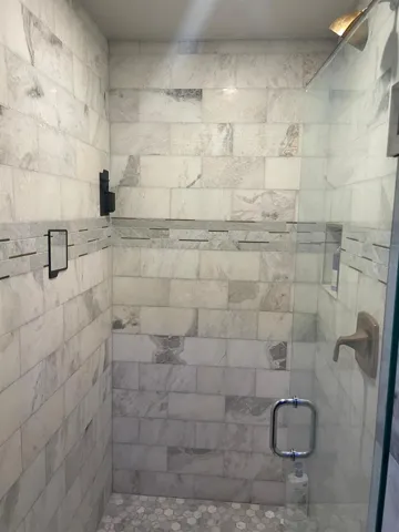 2 bed bathroom