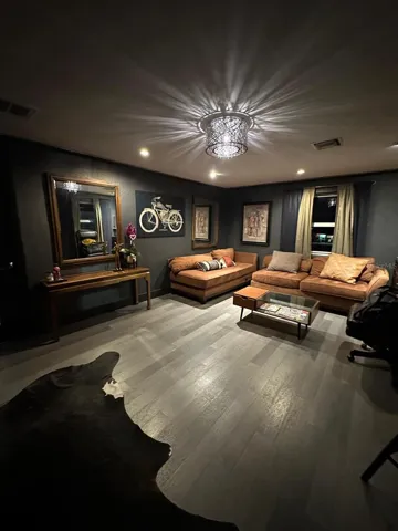 2 bed living room