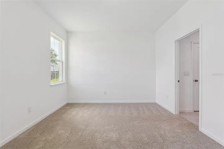 Primary Bedroom with Private En-Suite Bathroom