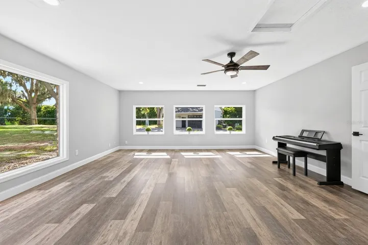 Bonus/4th Bedroom.