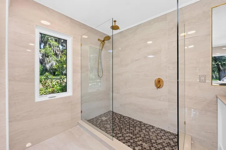 Upgraded primary en-suite bath.