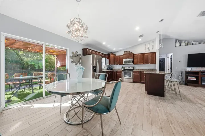 Dining Room/Kitchen