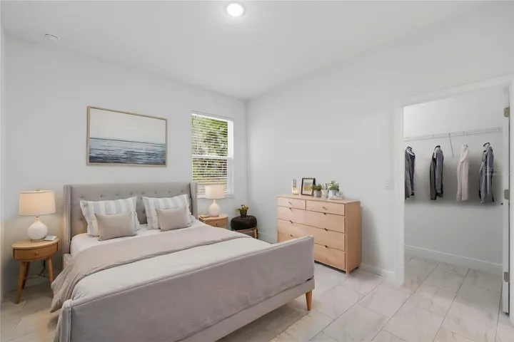 ENSUITE VIRTUALLY STAGED