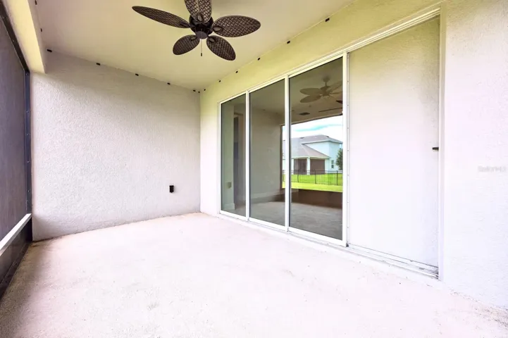 Screened Lanai.