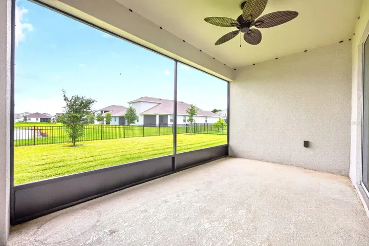 Screened Lanai.