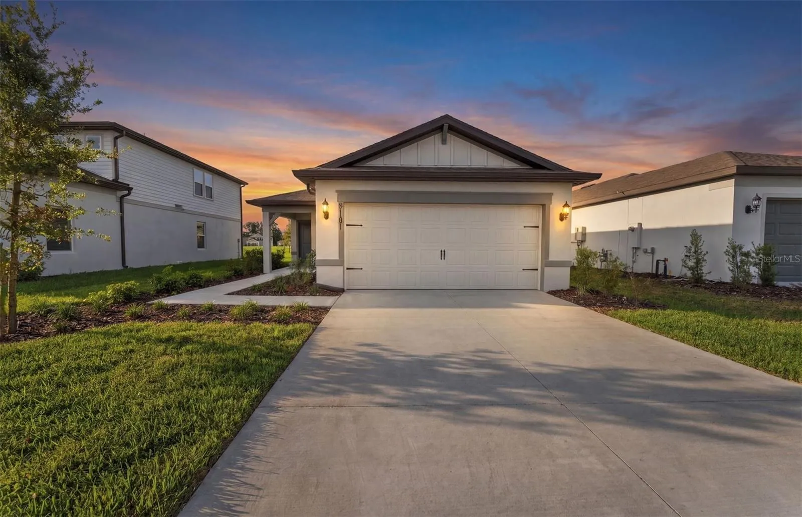 Candlewood Exterior