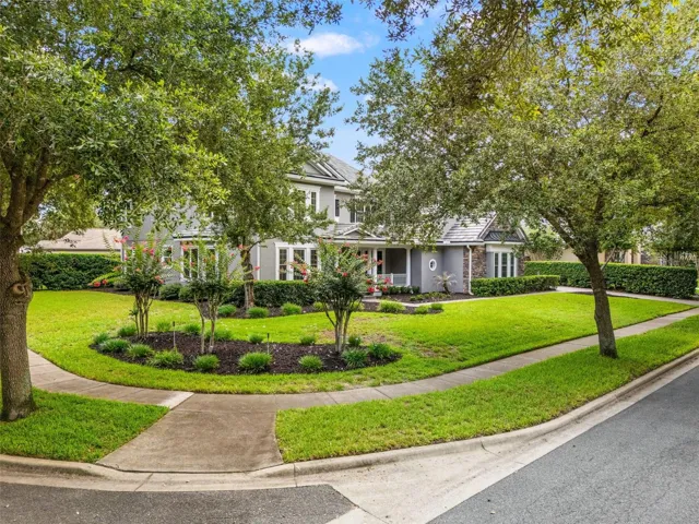Oversized corner lot