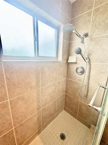 MASTER WITH MASTER BATH ENSUITE