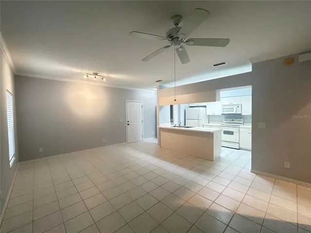 living/dining room