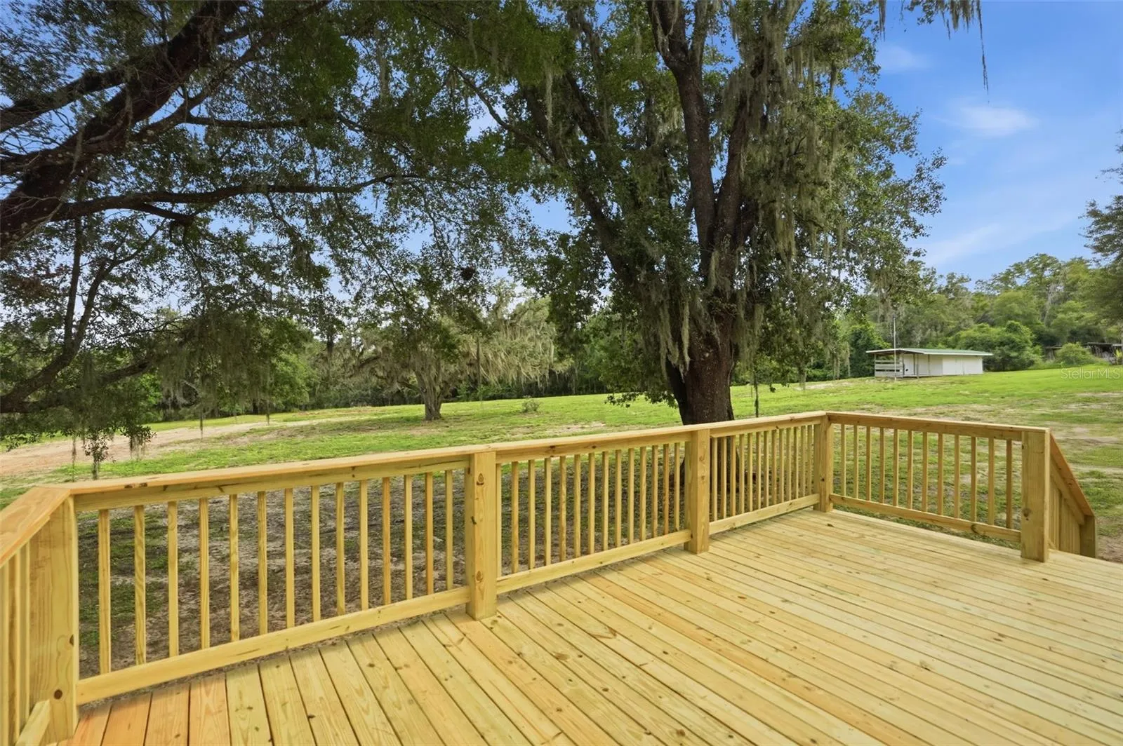 Rear deck