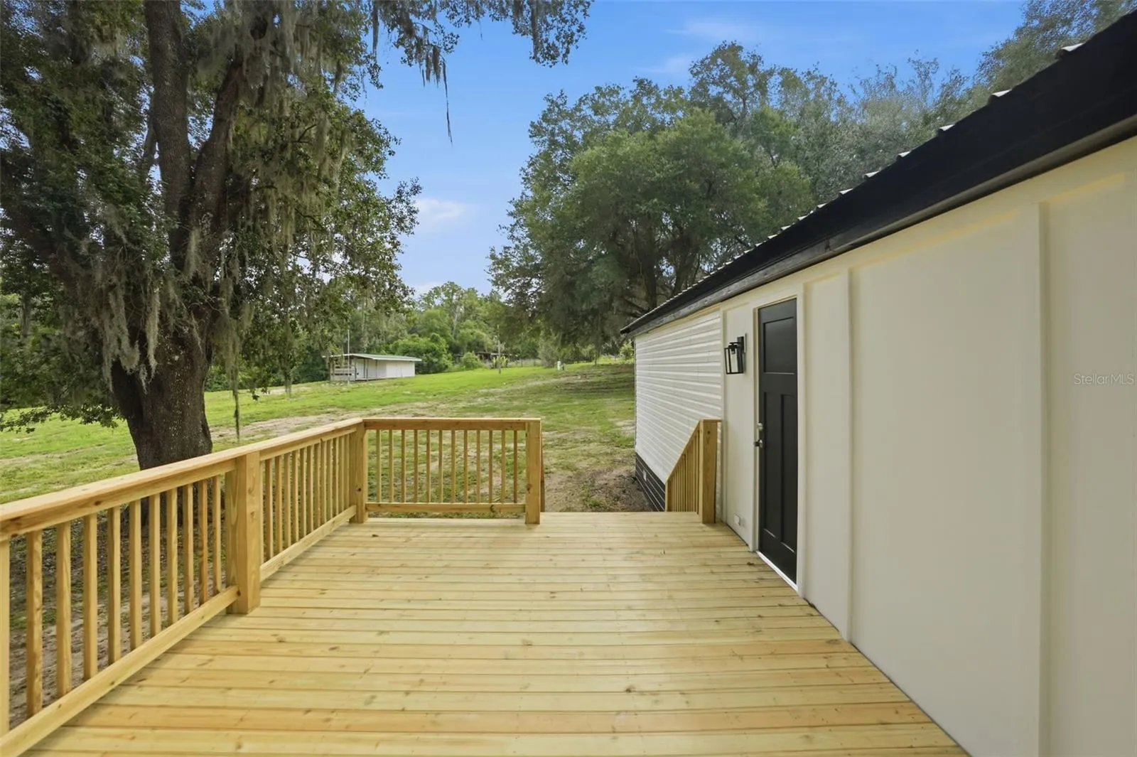 Rear deck