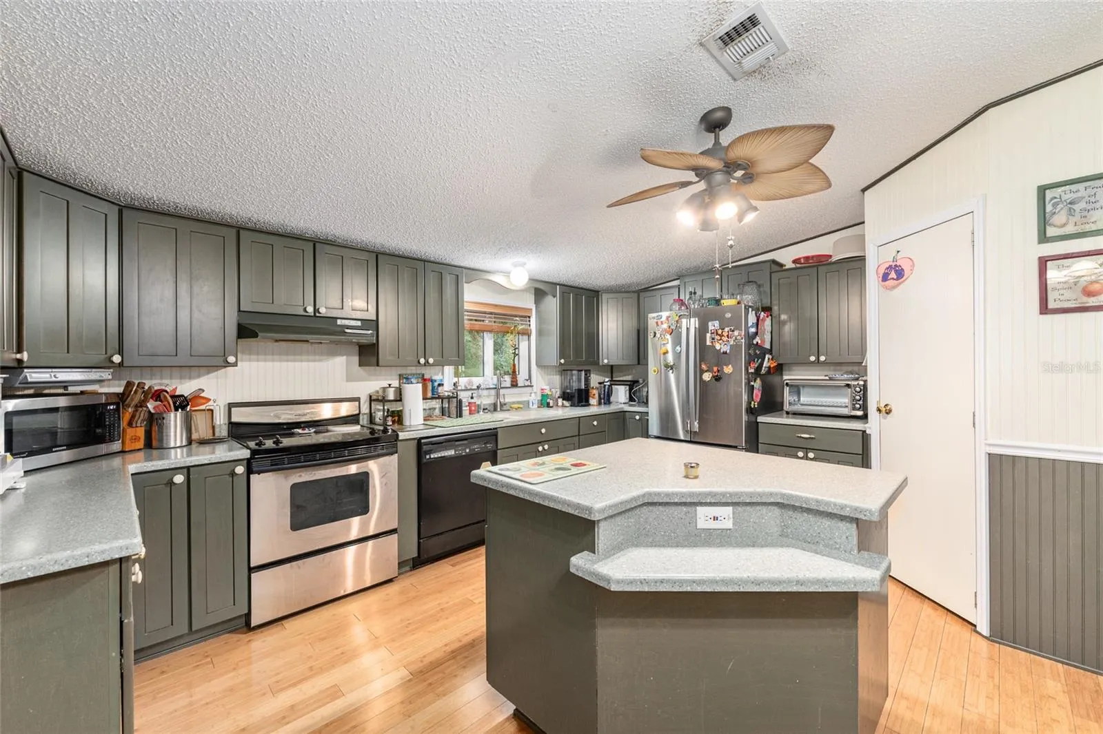 Island in Kitchen